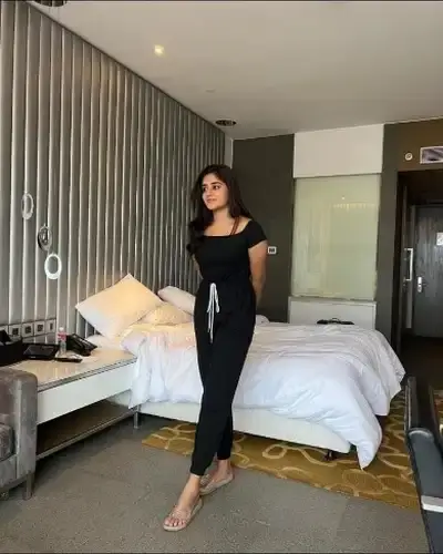 Mangrol Call Girl Service