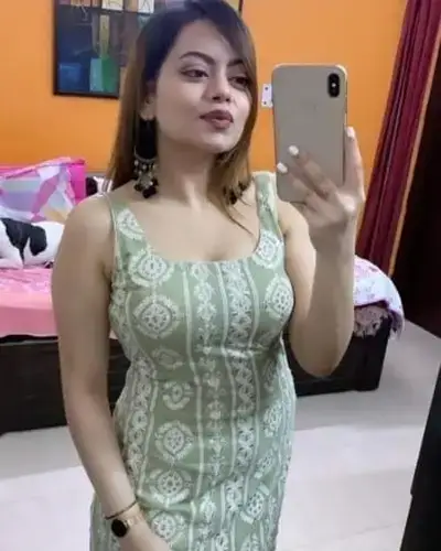 Call Girl in Mangrol